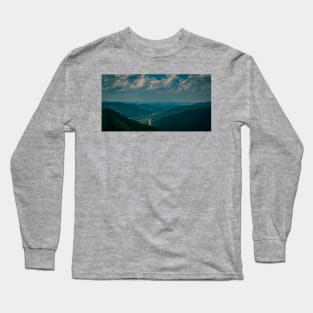 Cumberland Mountain View Long Sleeve T-Shirt